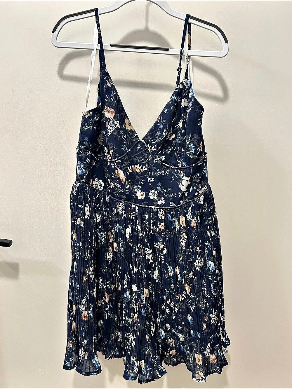 Lulus Exceptionally Playful Navy Blue Floral Plisse Sleeveless Romper Floral